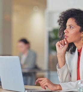 Escribir Prompts Eficaces para la Inteligencia Artificial Generativa