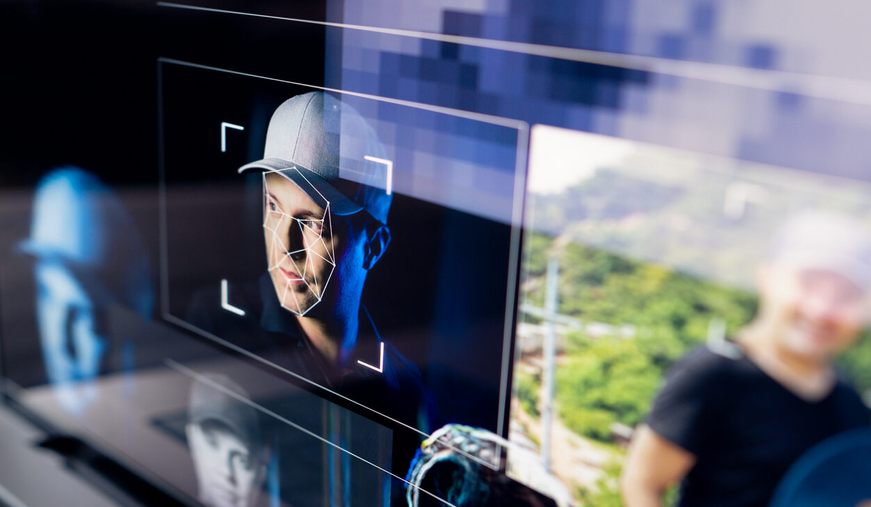 Inteligencia Artificial y Tratamiento de Imágenes y Texto con Keras, PyTorch y OpenCV